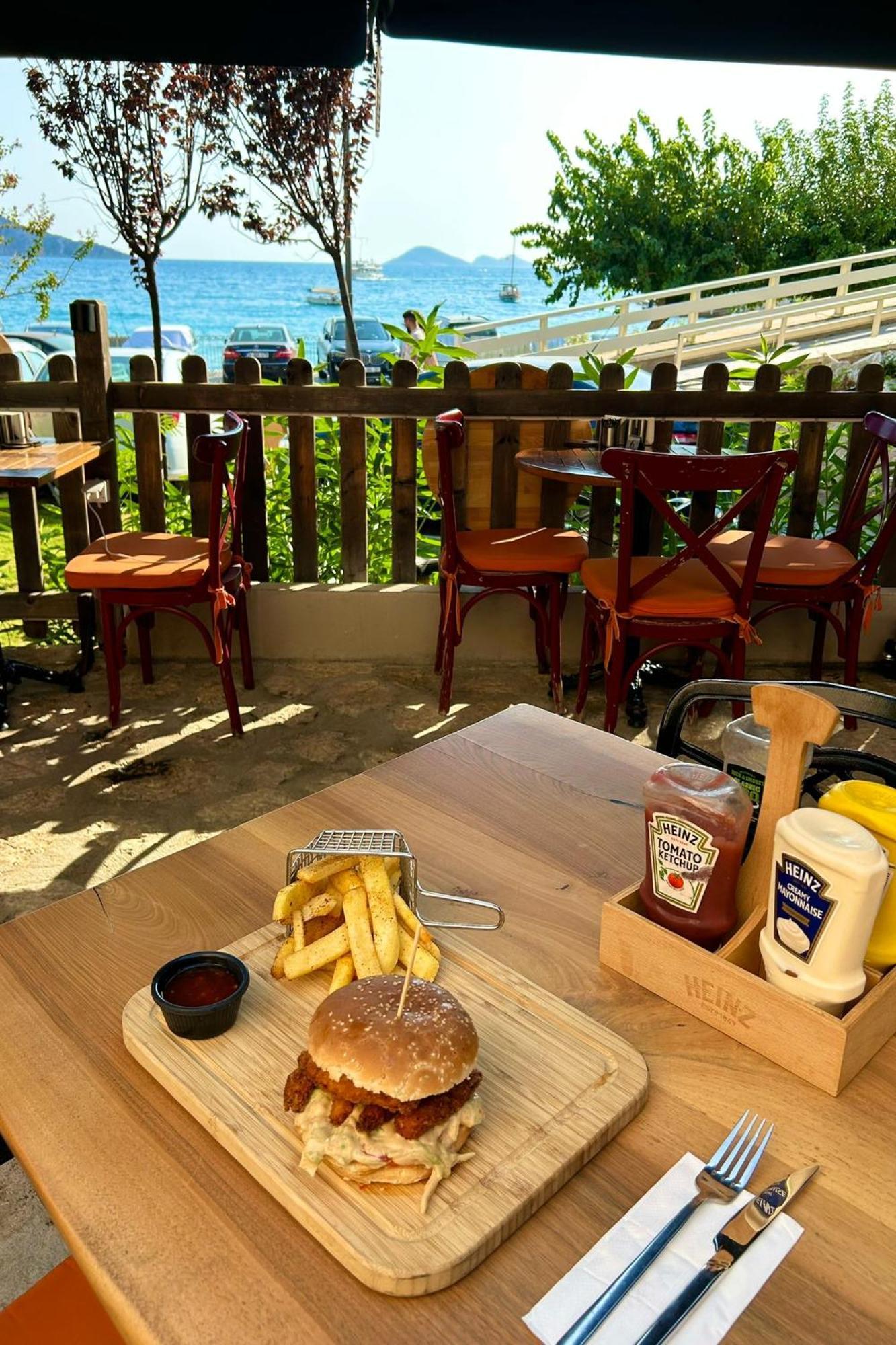 Pier House Hotel 칼칸 외부 사진